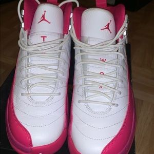Vivid Pink 12s